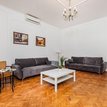 Real Apartments Andrassy Budapest Extérieur photo