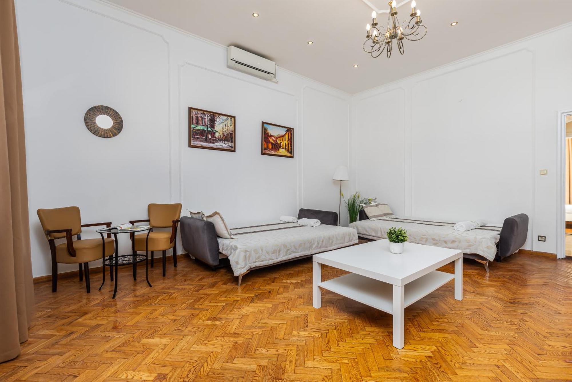 Real Apartments Andrassy Budapest Extérieur photo